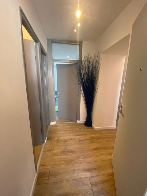 Estúdio Independente Besançon 251992