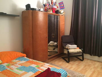 Roomlala | Apartamento no coração do mercado de pulgas de St-Ouen