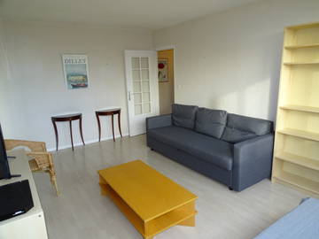 Roomlala | Apartamento novo, acomodação compartilhada mobiliada