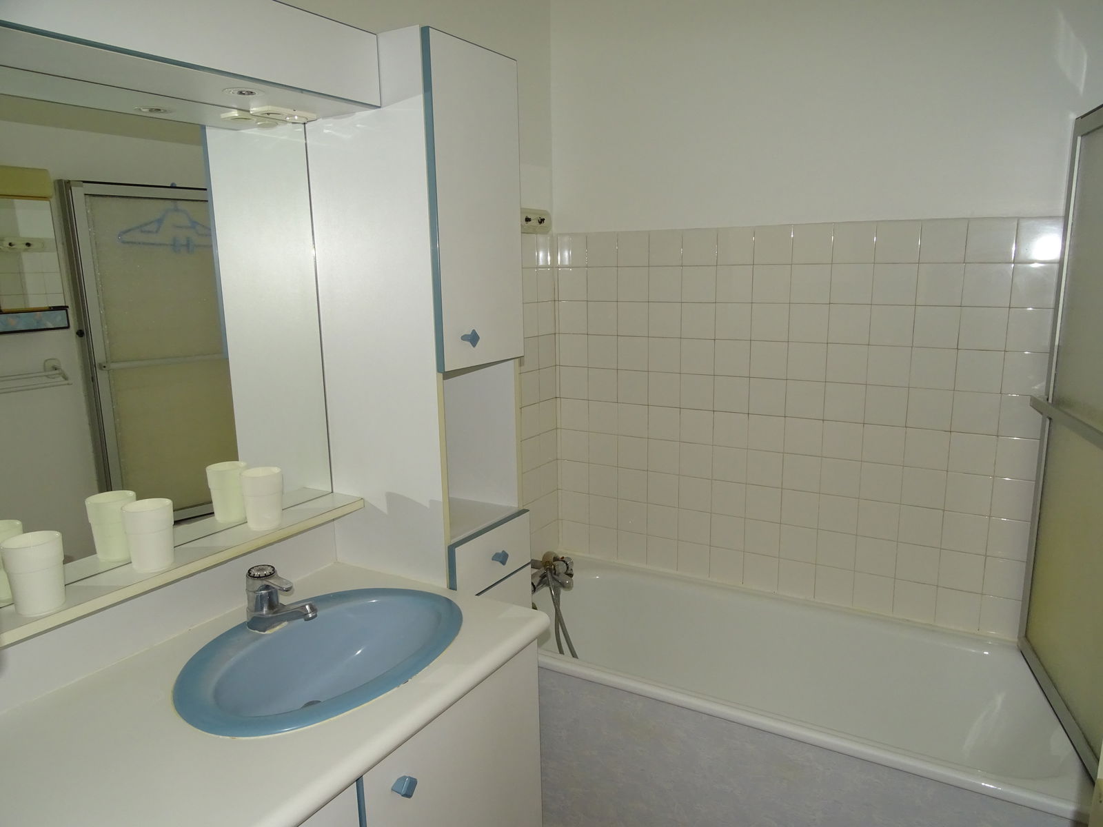 Colocação Cergy 123223