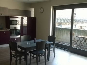 Roomlala | Apartamento novo mobiliado no centro de Namur