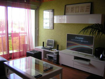 Roomlala | Apartamento para alugar em frente à escola de negócios 