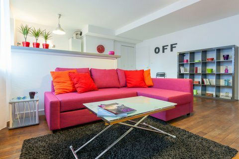 Estudio Independiente Lyon 238098