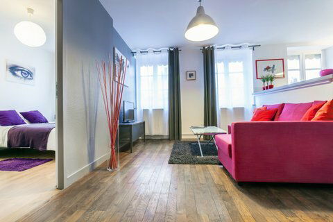 Estudio Independiente Lyon 238098