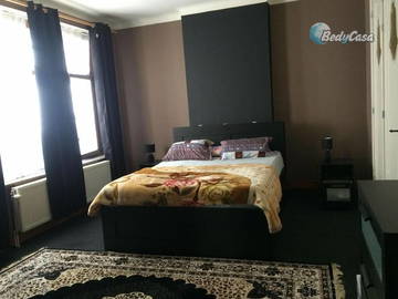 Roomlala | Apartamento, quarto para alugar