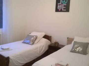 Roomlala | Apartamento reformado para alugar em Chatou