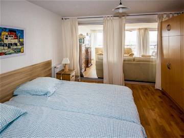 Roomlala | Apartamento Suresnes