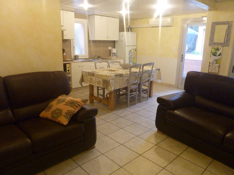 Entire Home Six-Fours-les-Plages 64123-3