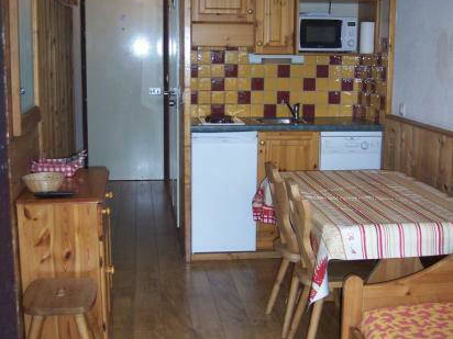 Toda La Casa Saint-Jean-de-Belleville 64006-1