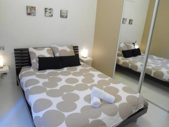 Entire Home Nantes 42005-2