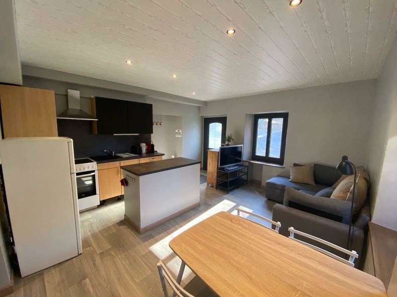 Entire Home Villard 252450-3