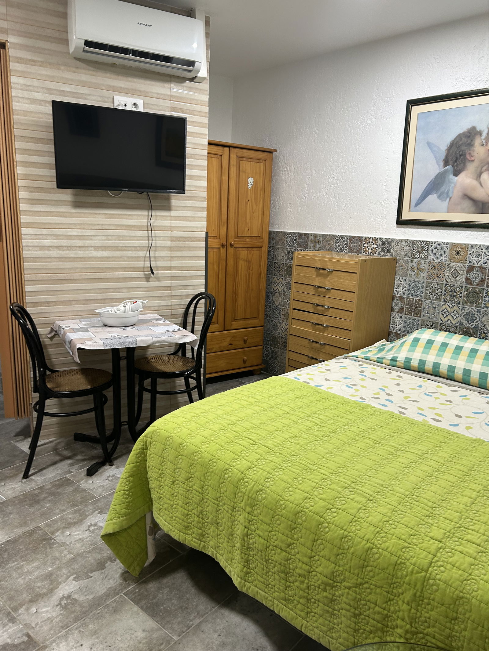 Entire Home L'Hospitalet de Llobregat 651599