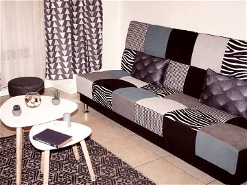 Roomlala | Apartment Port Nice Center