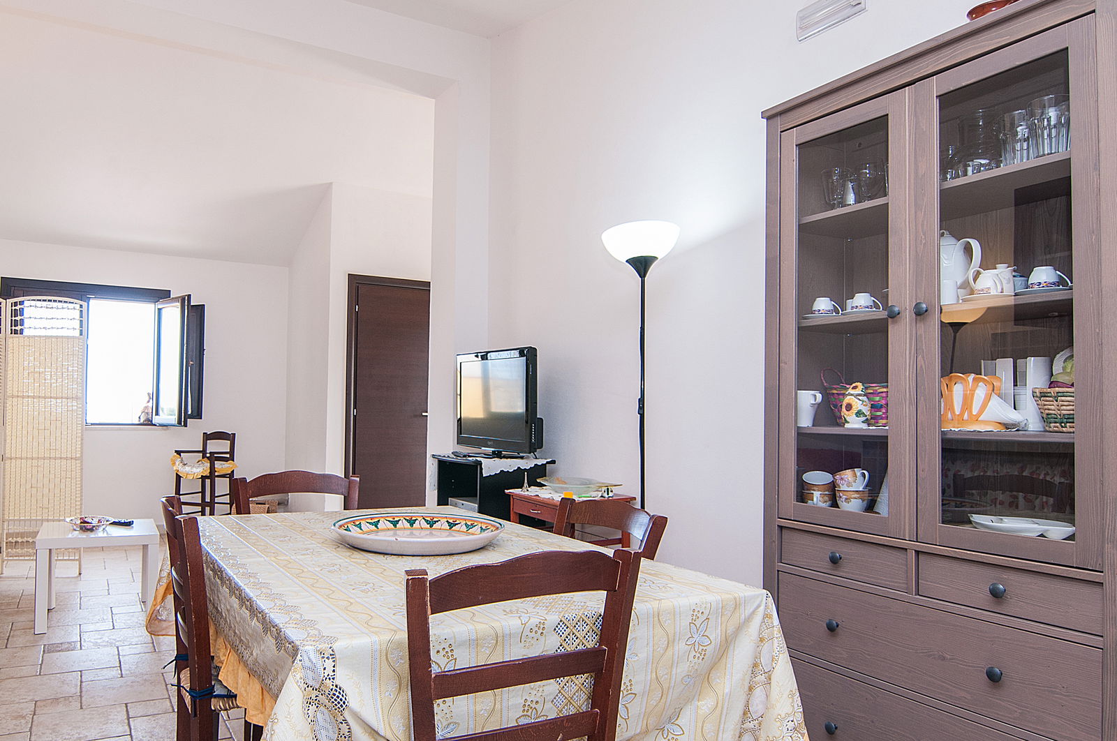 Independent Studio Avola 123728