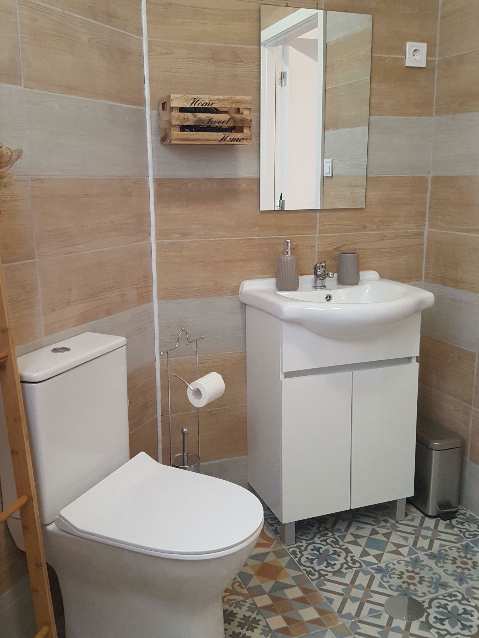 Independent Studio Porto 206795