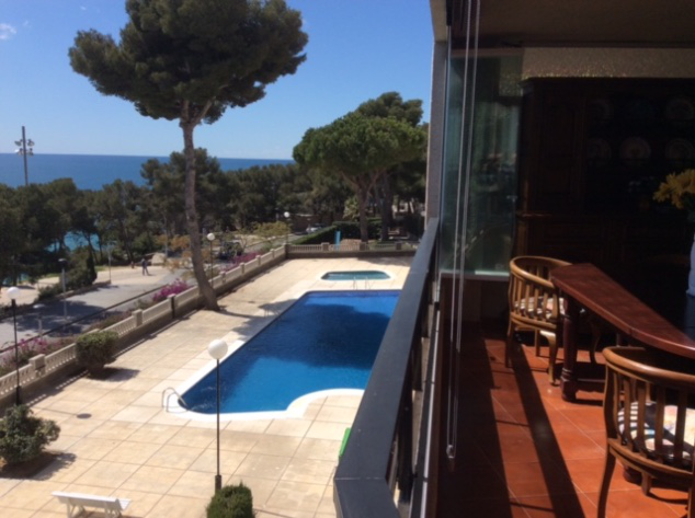 Entire Home Harnes 162487