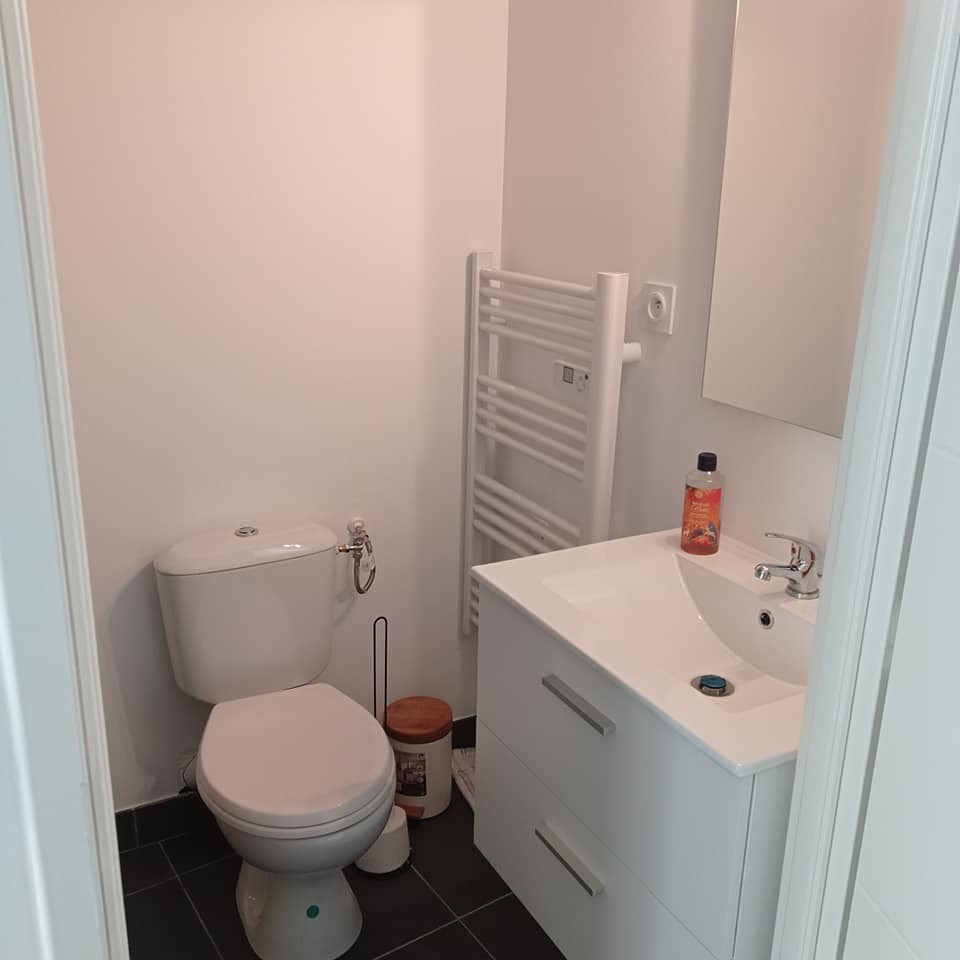 Entire Home Thizy-les-Bourgs 259967