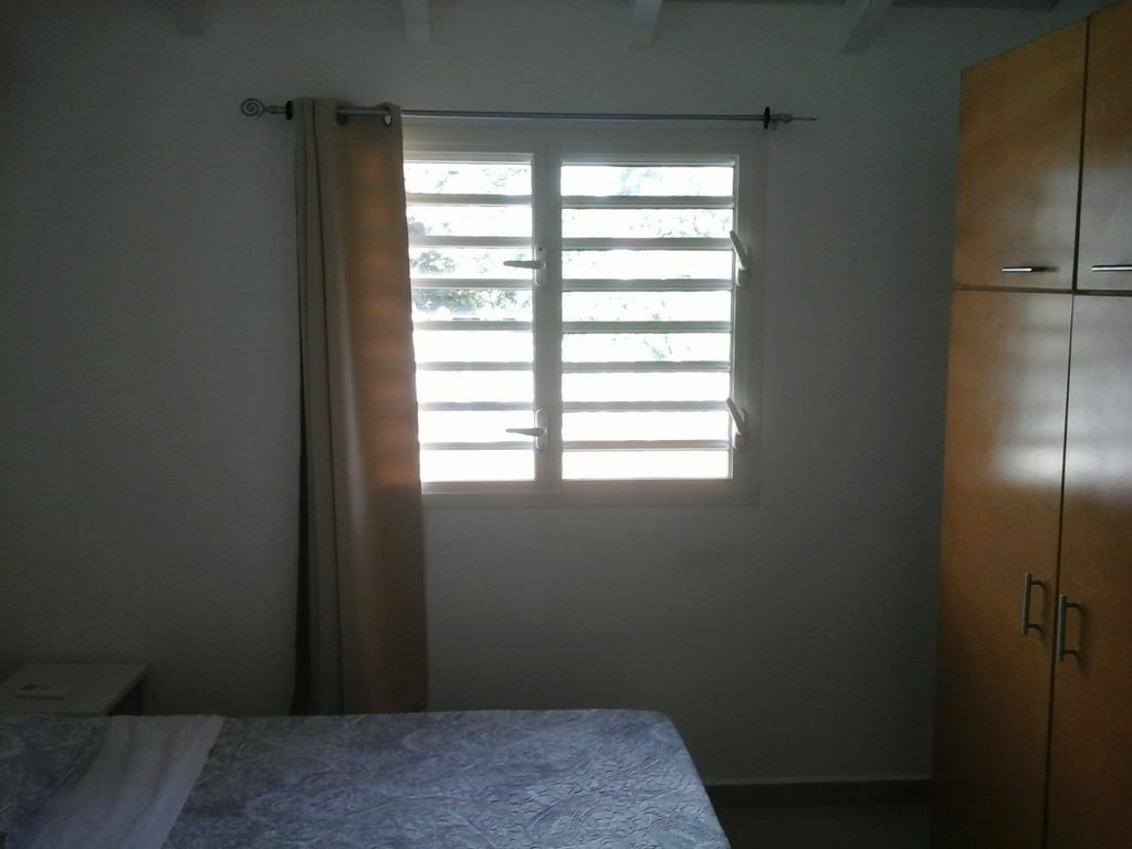 Independent Studio Petit Bourg 232794