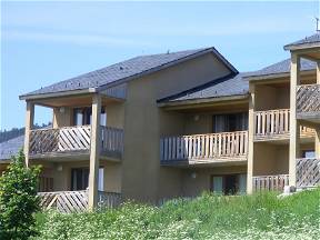 Appartement Avec Piscine Et Sauna À Louer À La Montagne 