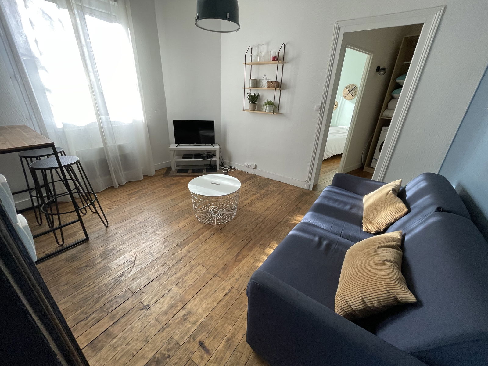 Entire Home Tours 265345