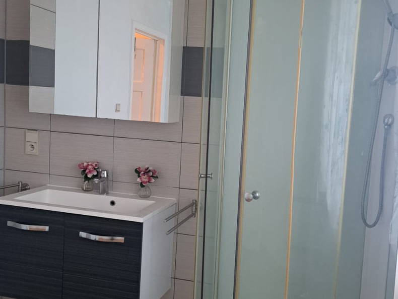 Entire Home Messancy 674535-4