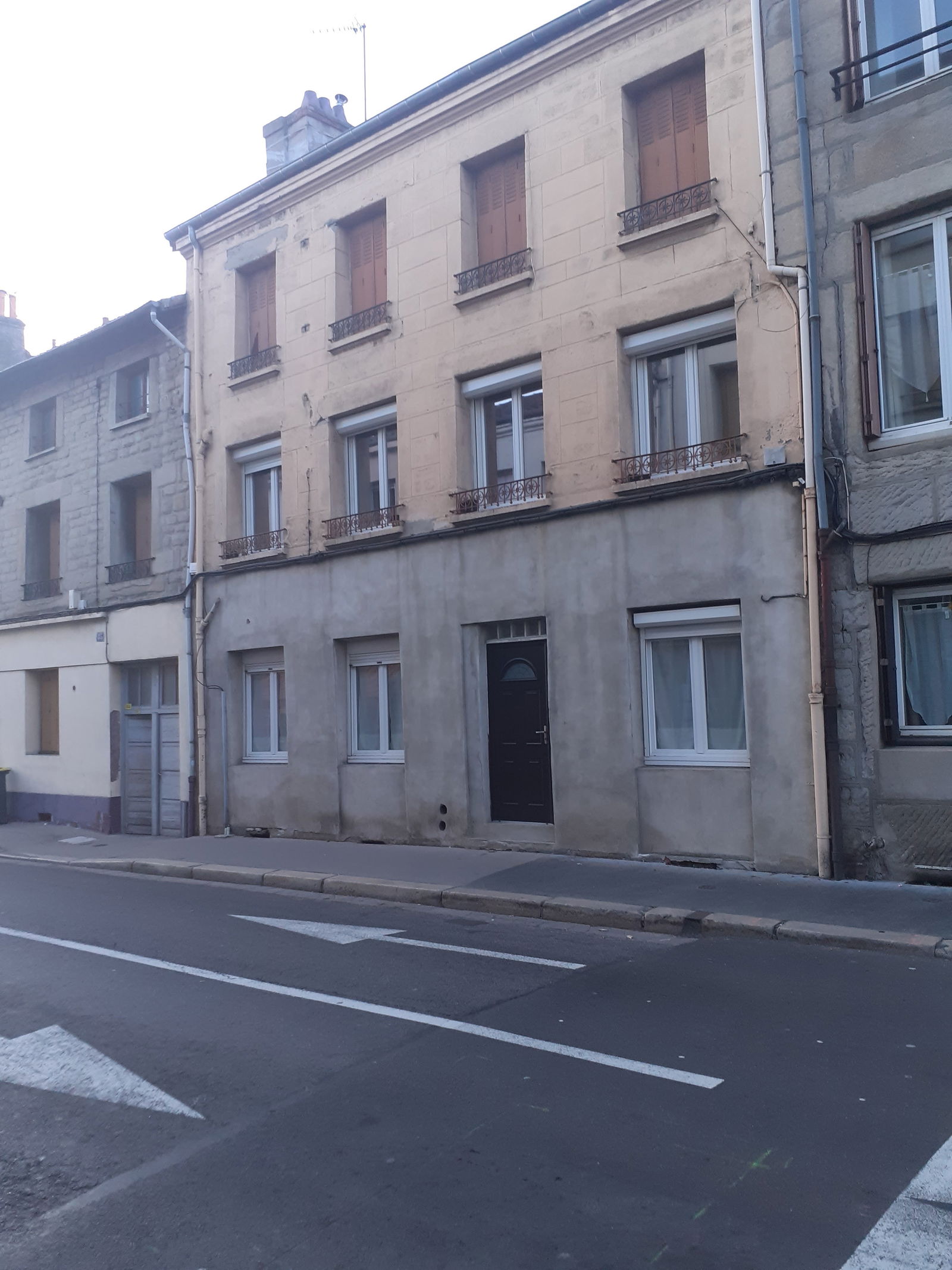 Unabhängiges Studio Saint-Étienne 252121