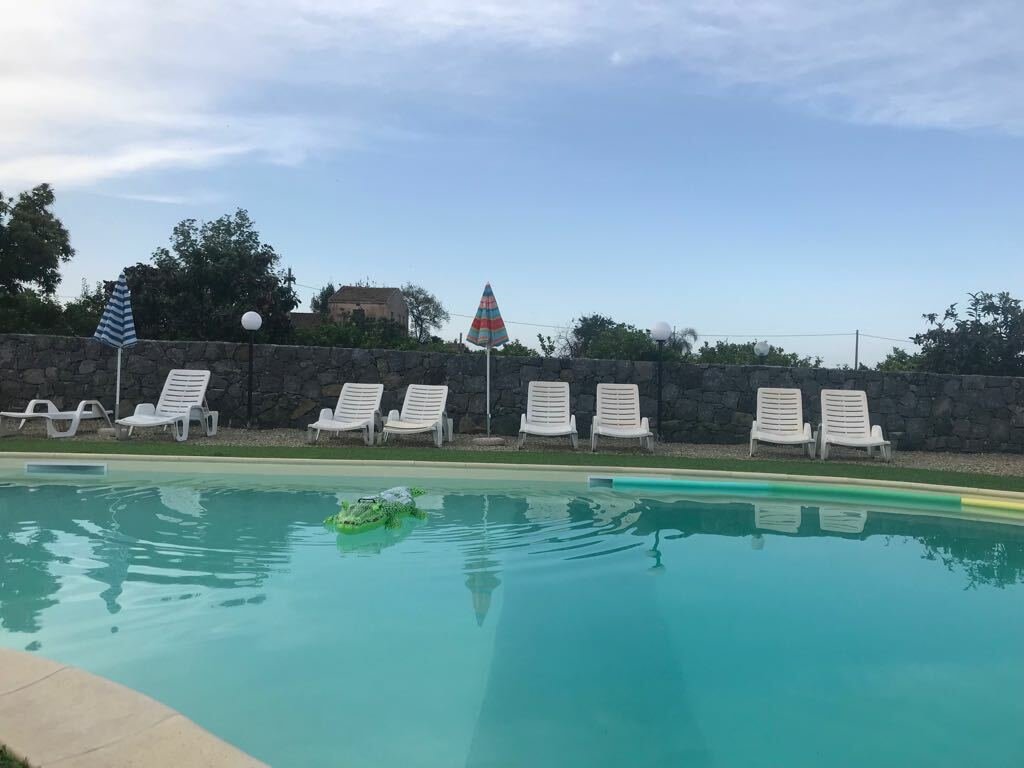 Onofhängeg Studio Acireale 196913