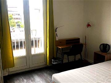 Roomlala | Appartamento Condiviso Con 3 Camere Da Letto Vicino Alla Stazione E Al Centro Colm