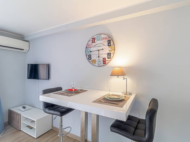 Entire Home Beausoleil 214689-5