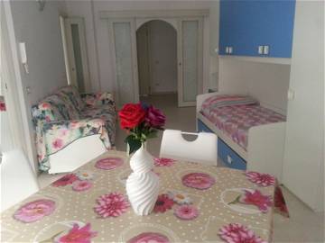 Room For Rent Roma 220720