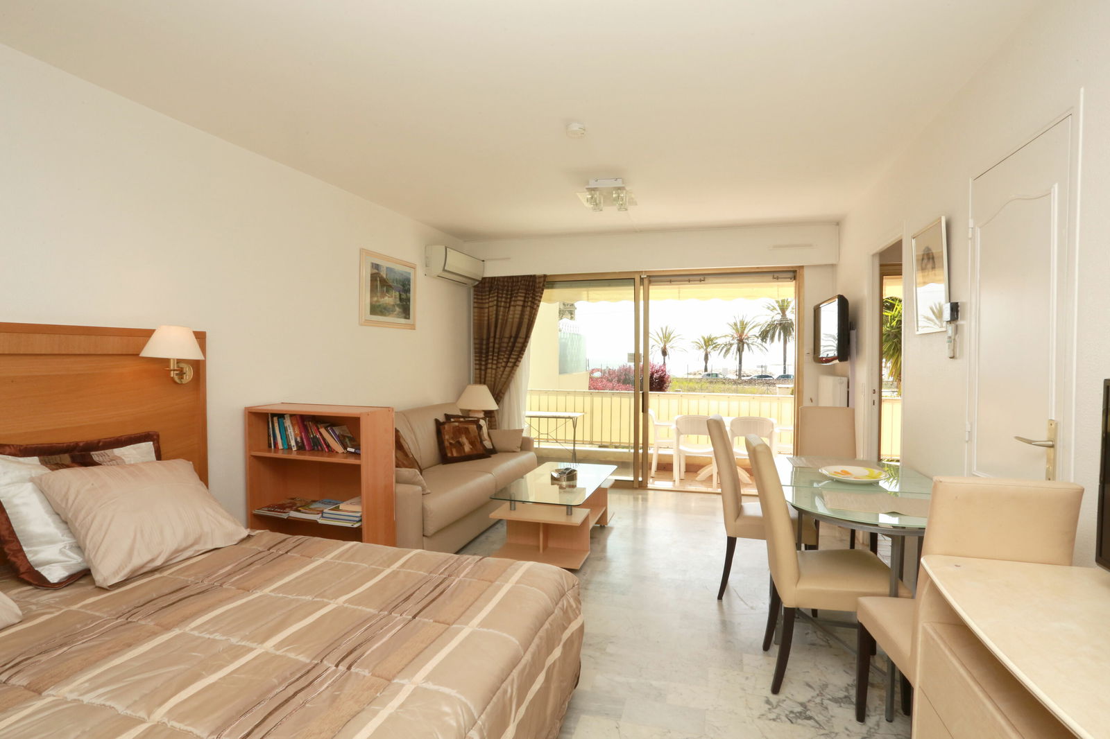 Tutta La Casa Vallauris 230922