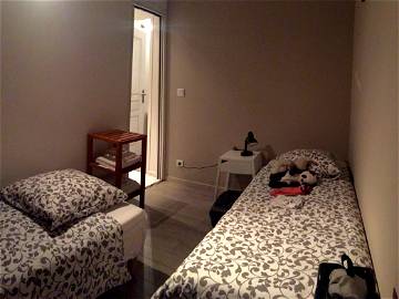 Room For Rent Villiers-Sur-Morin 29895-1