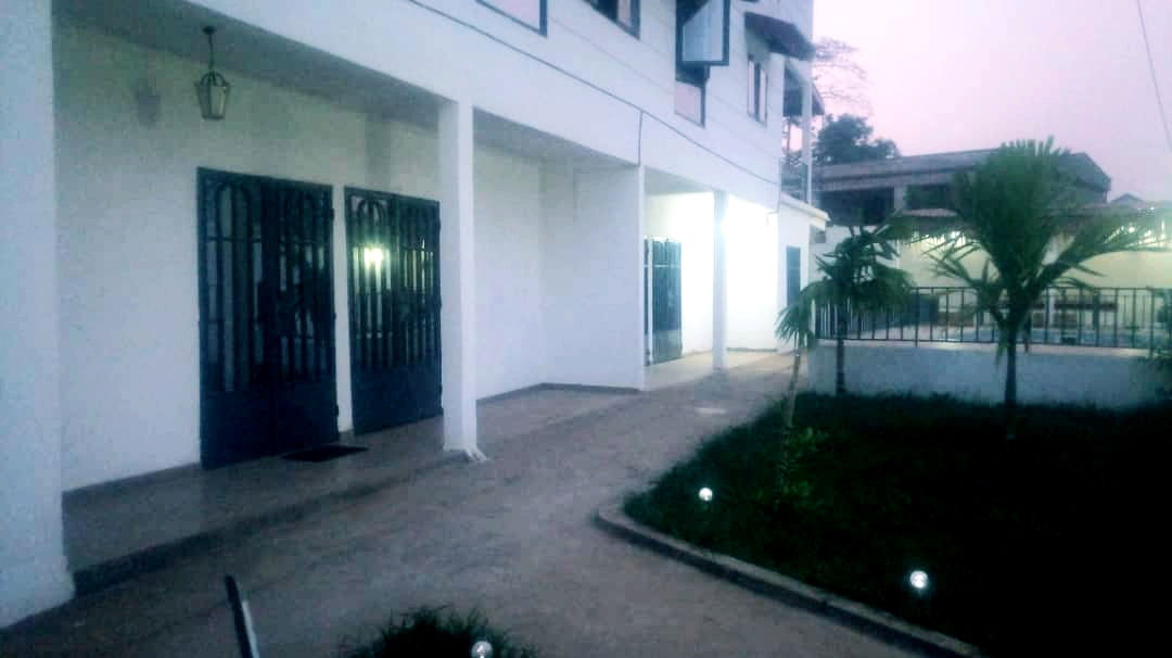 Niezależne Studio Yaoundé 234440