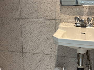 Logement entier à louer à Montréal - photo 10 : salle de bain-10