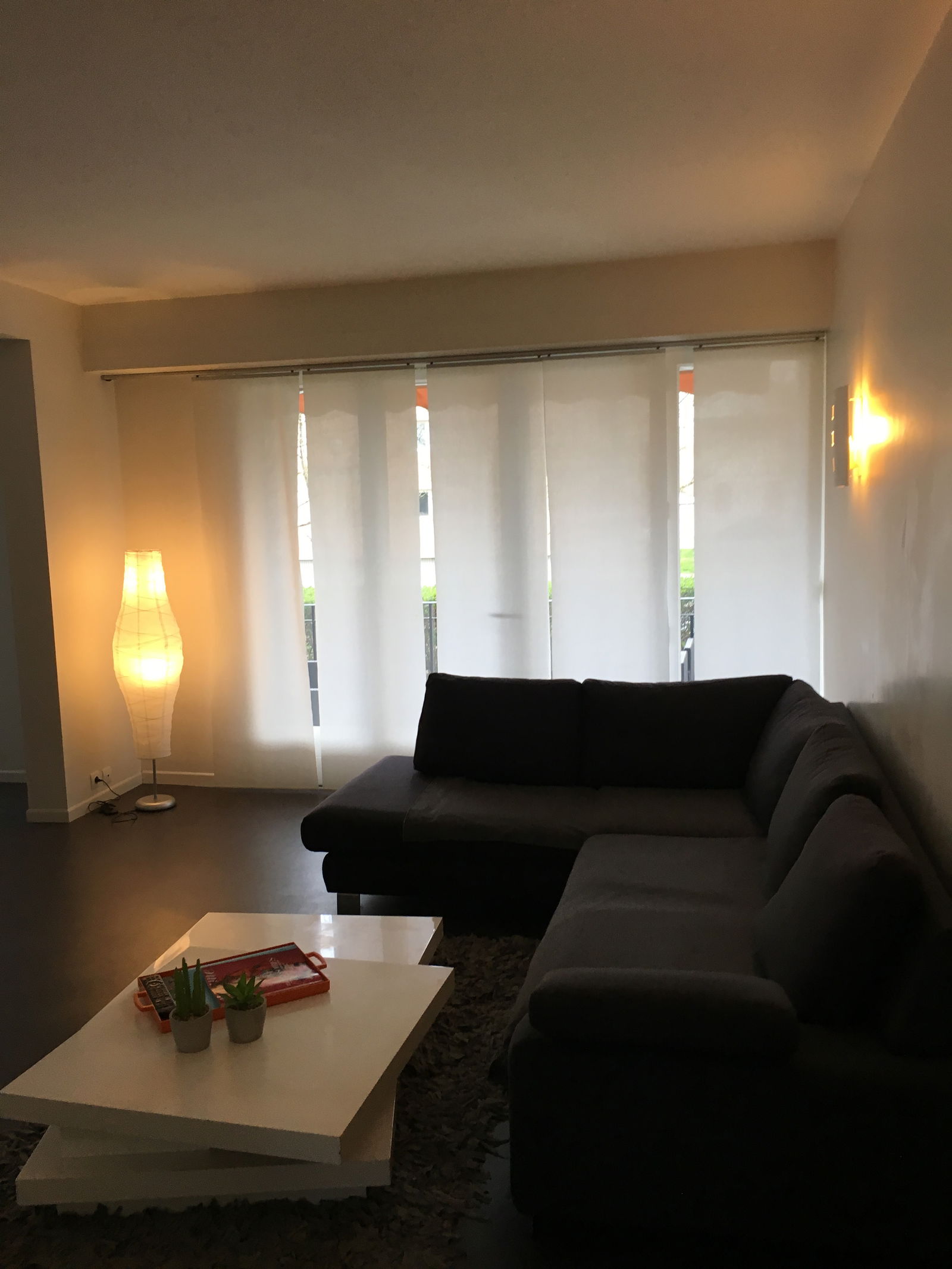 Oberoende Studio Pau 128556