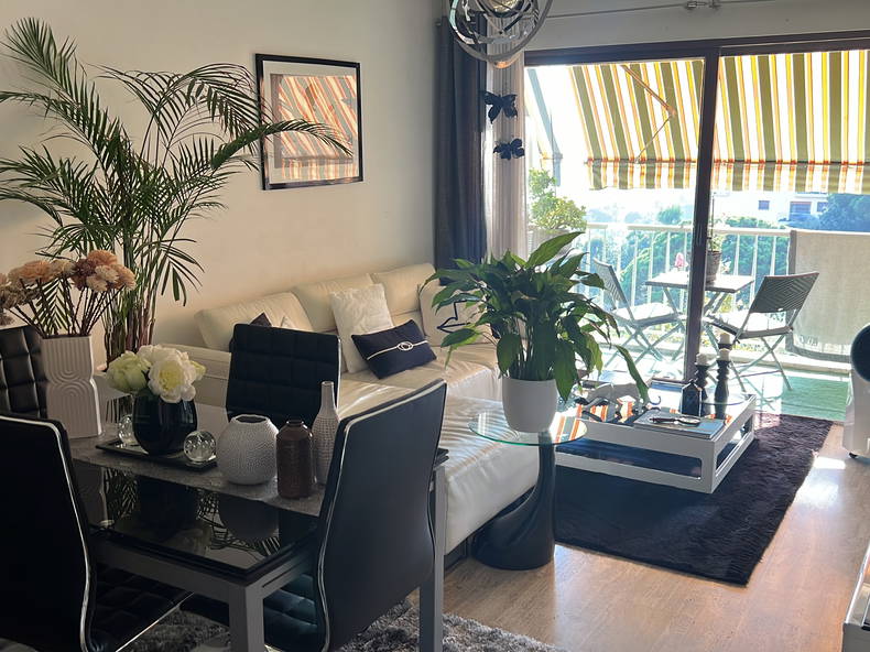 Quedarse En Casa Cannes 489173-4