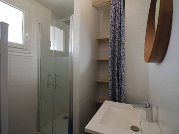 Colocation à louer à Saint-Martin-D'hères - photo 9 : salle de bain-9