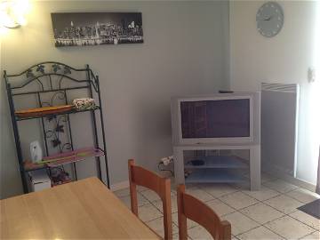 Room For Rent Six-Fours-Les-Plages 122214-1