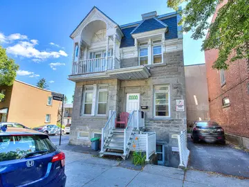 Gesamte Unterkunft zur Miete in Montréal - Foto 1 : Sonstiger Raum-1