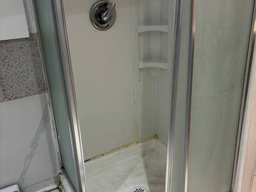 Gesamte Unterkunft zur Miete in Montréal - Foto 7 : Badezimmer-7