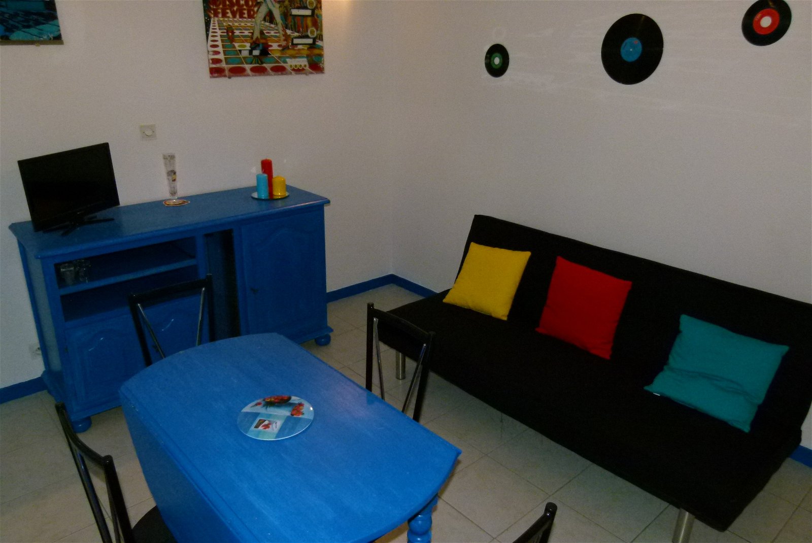 Onafhankelijke Studio Bellegarde 78397