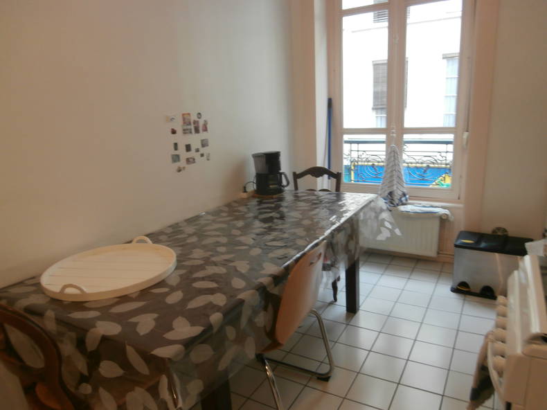 Entire Home Lyon 79553-5