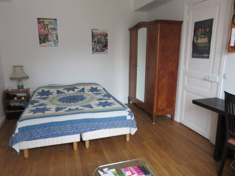 Homestay Paris 92043