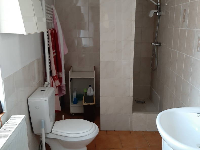 Entire Home Tournai 208410-3