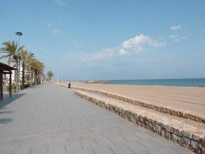Apartamento en alquiler junto al mar, España