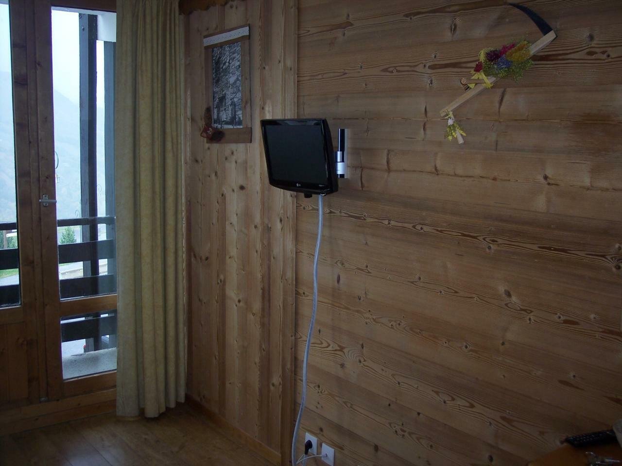 Niezależne Studio Saint-Jean-de-Belleville 64006