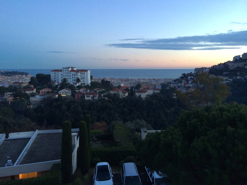 Entire Home Nice 65697-1