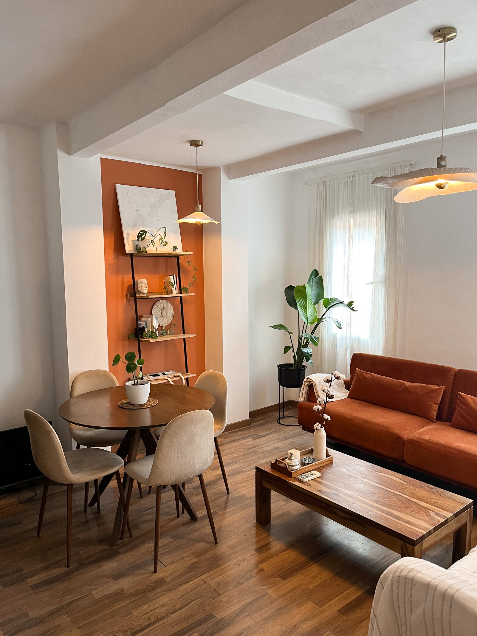 Ganz Haus Barcelona 481120