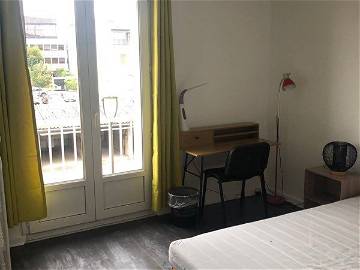 Roomlala | Appartement Colocation 3 Chambres Proche Gare Et Centre Colm