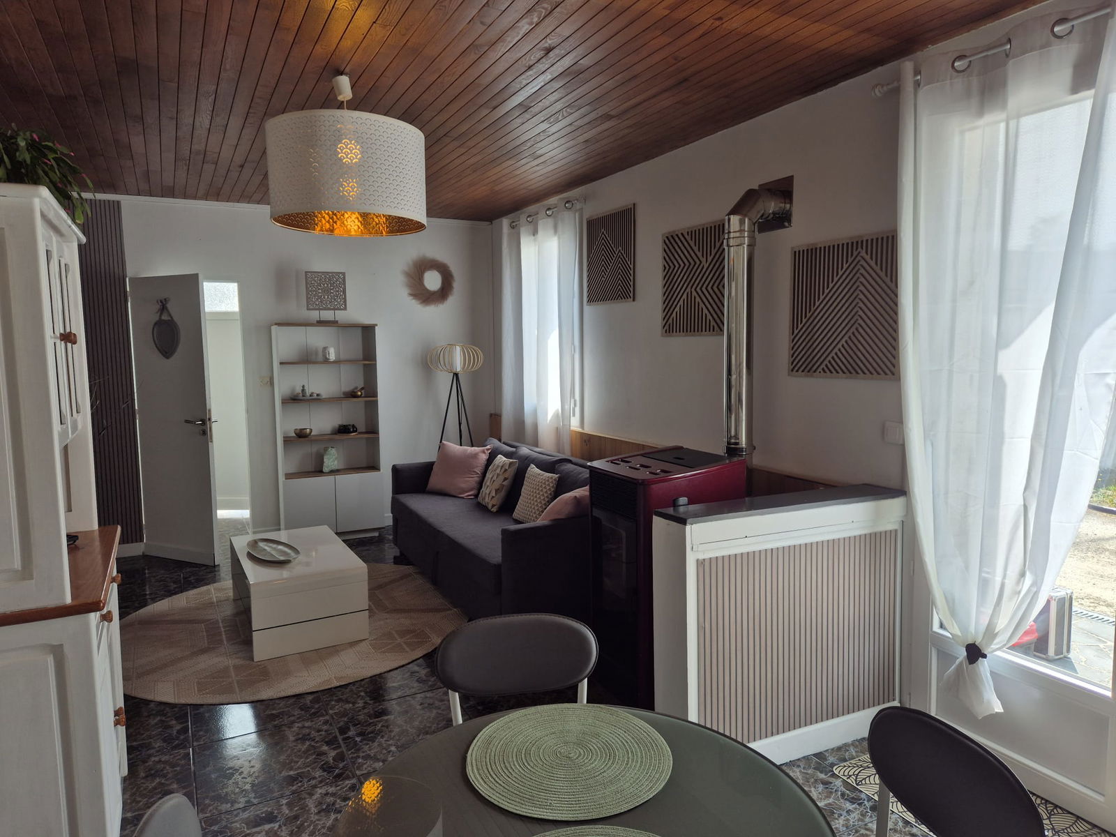 Logement Entier Saint-Aigulin 625228